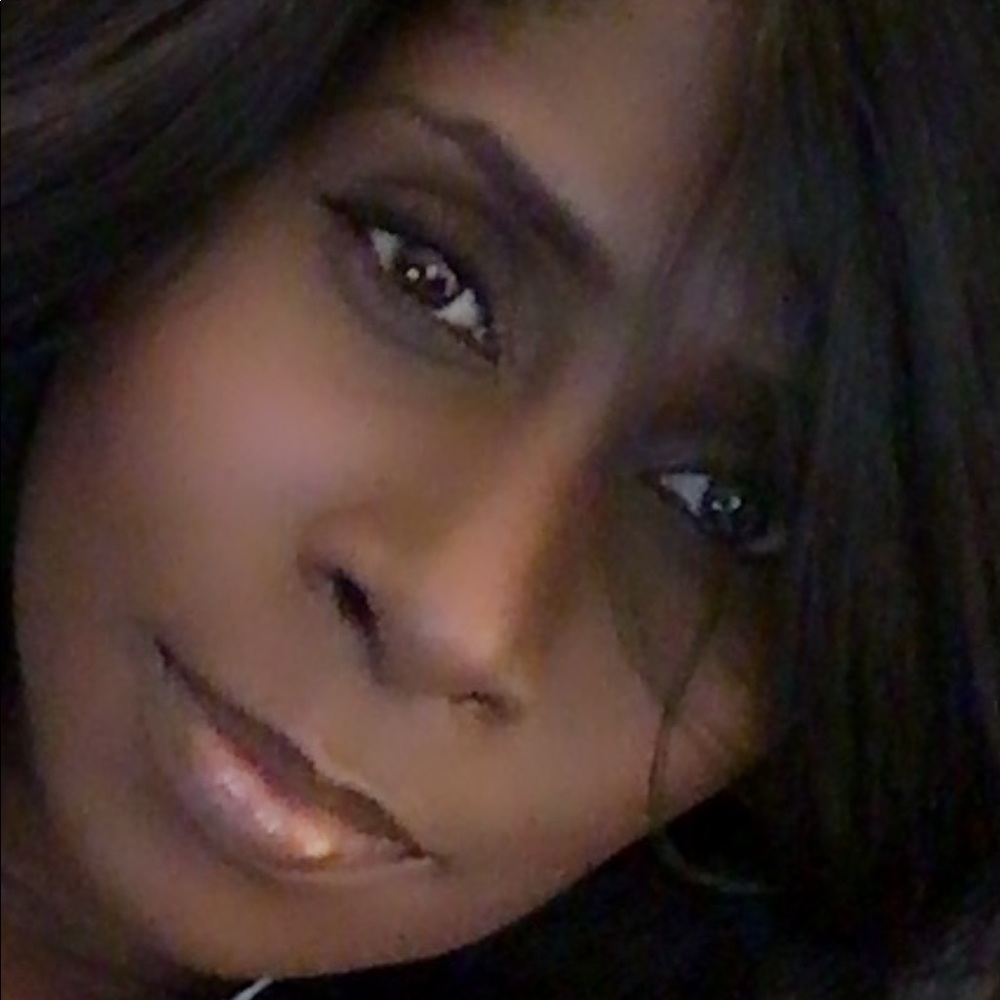Meet your Posher, Kim